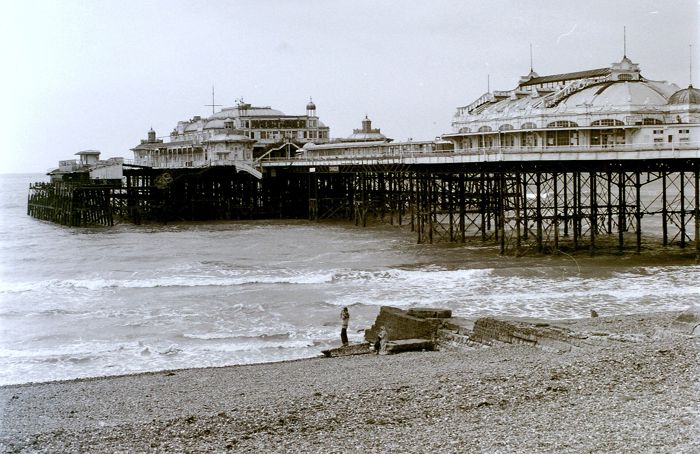Brighton. West Pier by Lars (Lon) Olsson