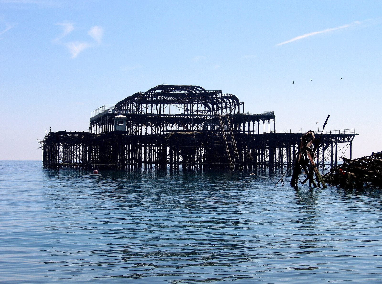 2005-07-14 - United Kingdom - England - Brighton - West Pier - CC-BY 2 4888014476 by CGP Grey